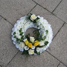  Based Wreath Yellow and White