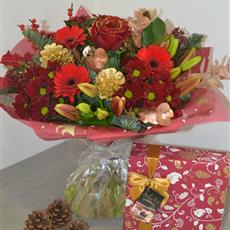  Christmas Sparkle Hand-tied  with 345gm Chocolates